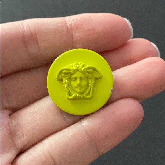 Versace Jewelry - 🗽 Versace Pin